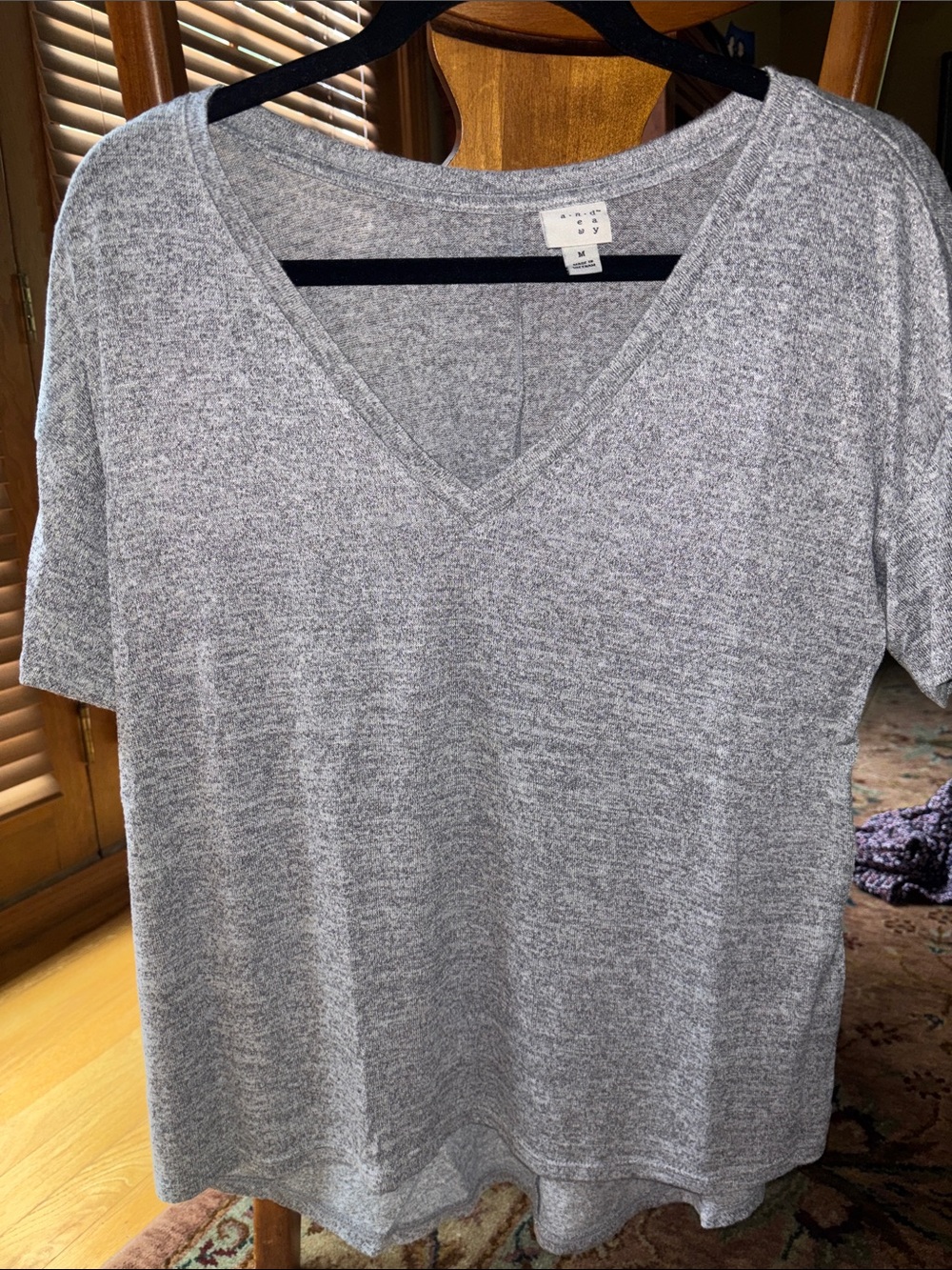 a new day Heather Gray V-Neck Short Sleeve Top